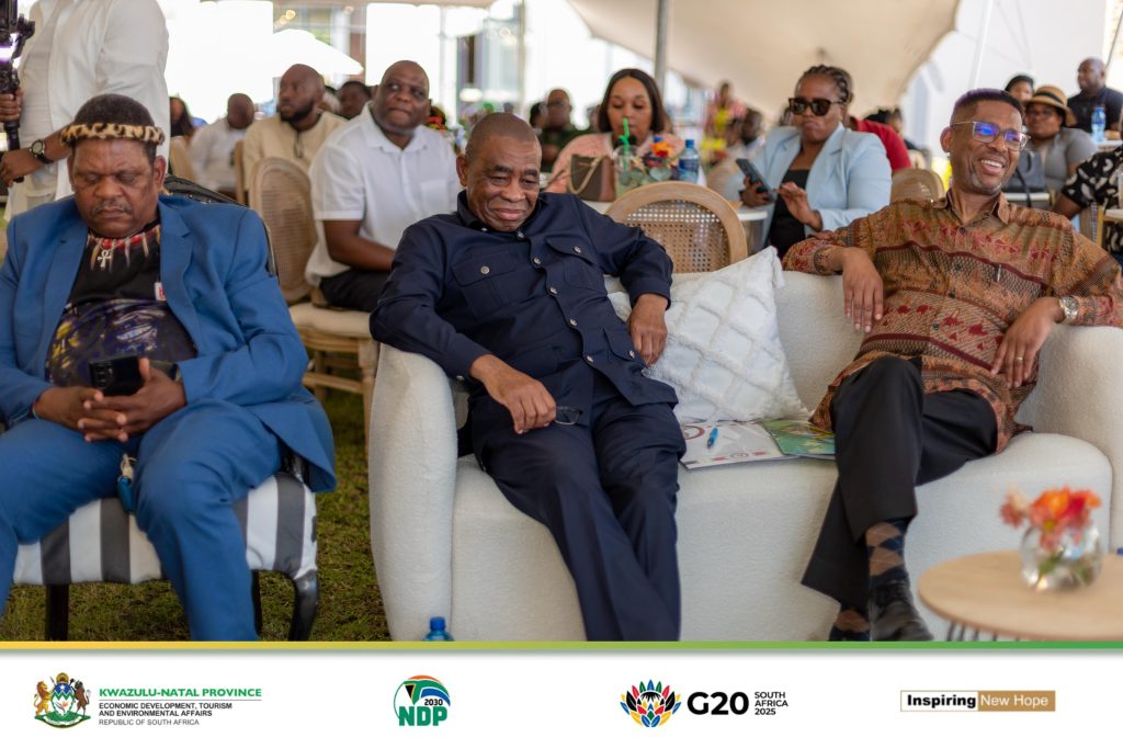 Kuthulwe ngokusemthethweni inyanga yezokuVaksha