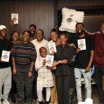 UMbhali wezincwadi ukhiphe incwadi ngempilo yakhe ephila neSchizophrenia