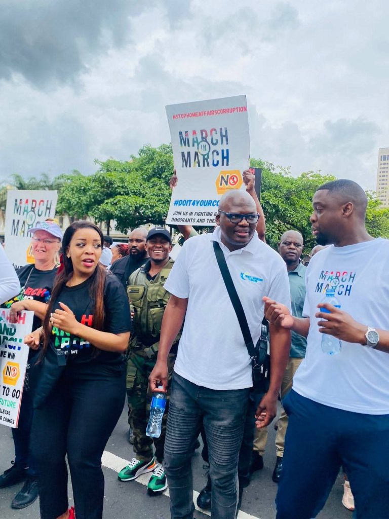 March and March ePhoyinti esidlekeni sabokufika