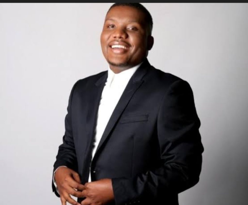 Lala uphumule Njinji