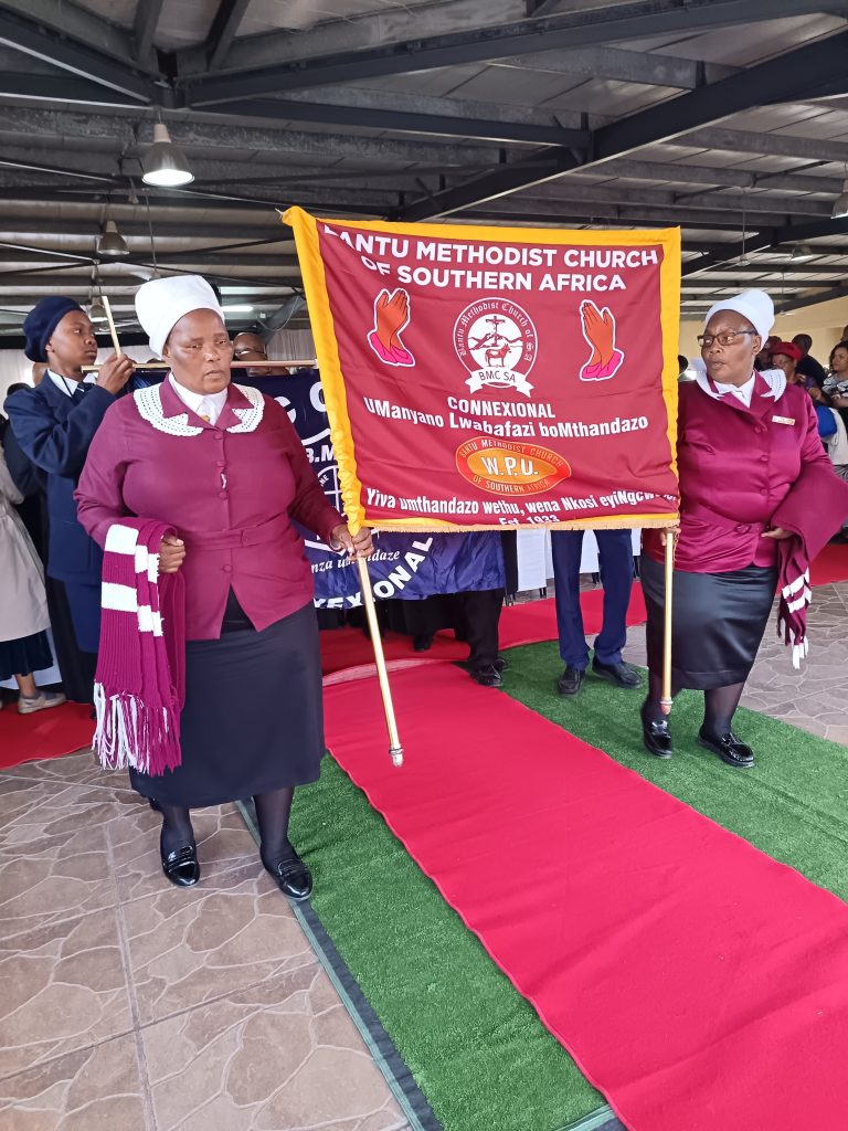 Ufihlwe ngesizotha uJevrou TM Dladla