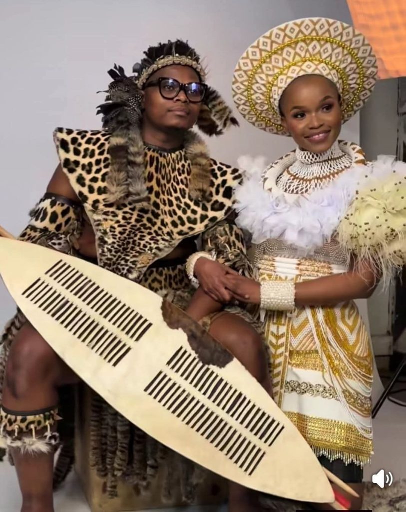 UsenguMnumzane ngokuphelele umculi wowoKholo